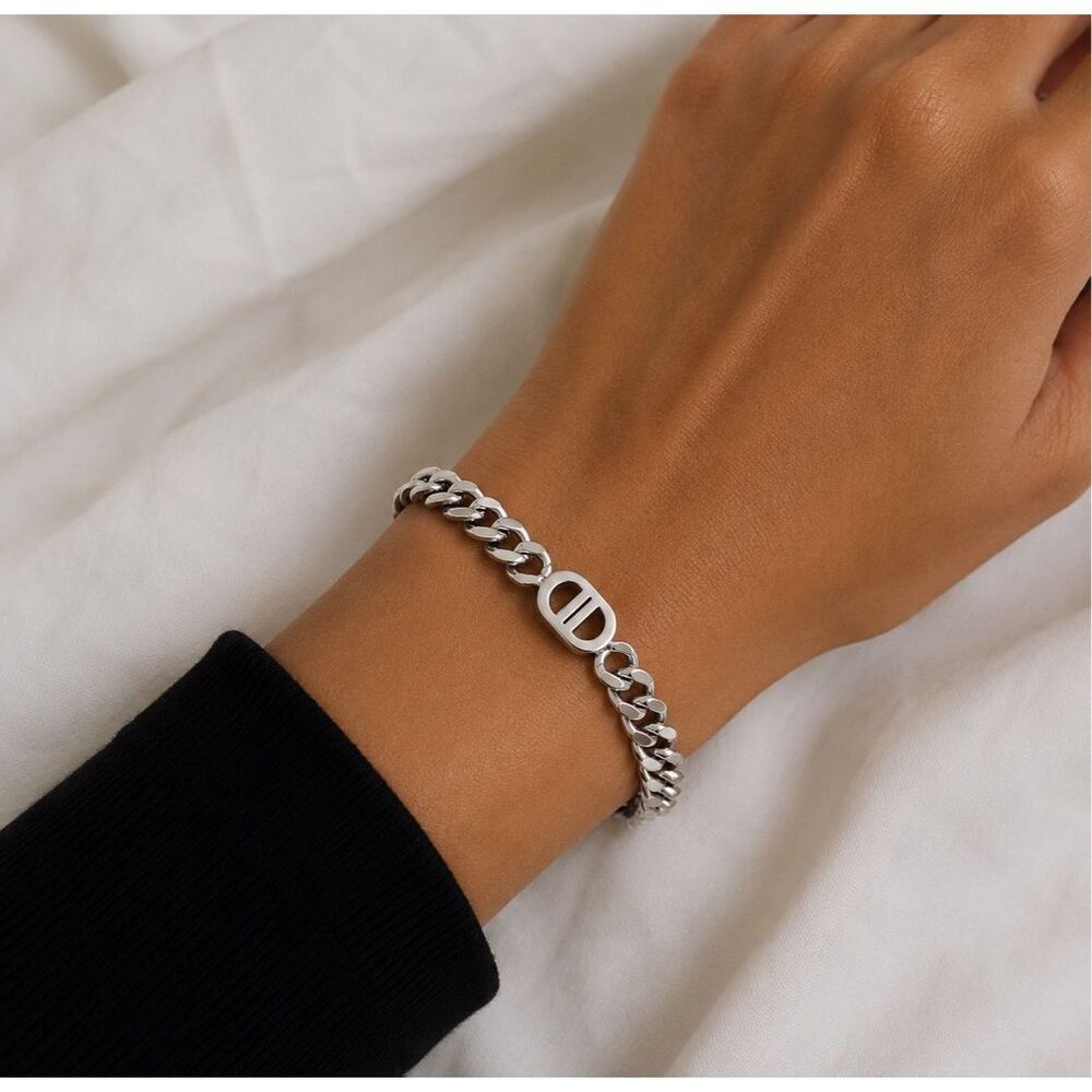 Luxury Boutique Silver Tone Chain Link Statement Bracelet Fashion Jewelry NWOT
